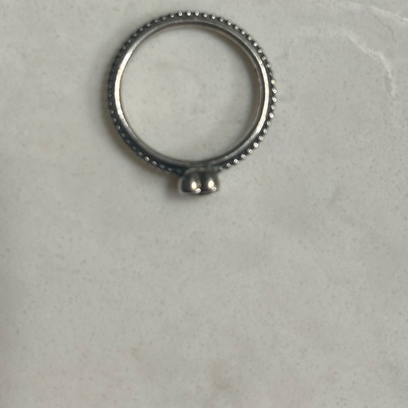 Pandora ring size 7.5 - Picture 4 of 4